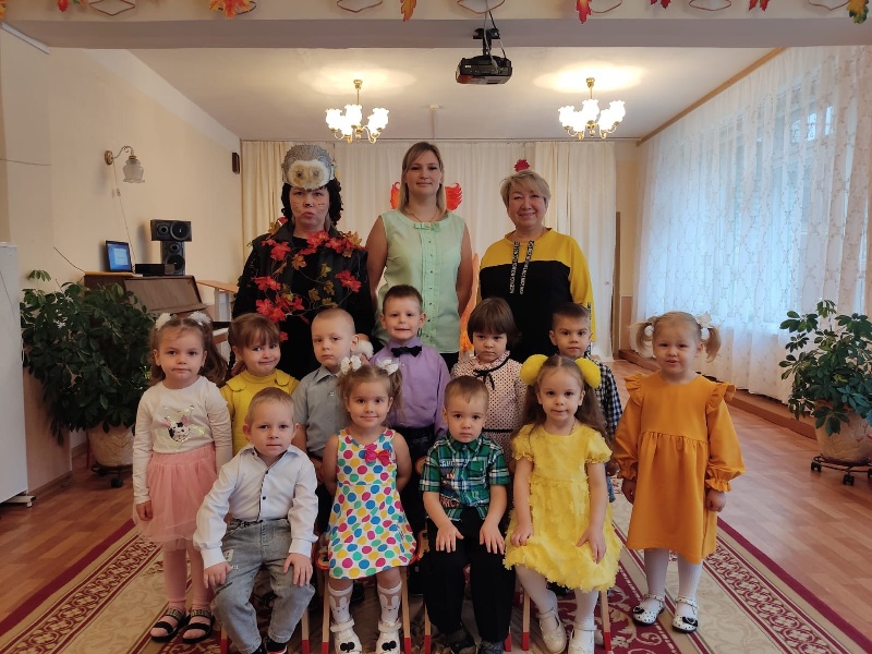 Осенний праздник у Крепышей