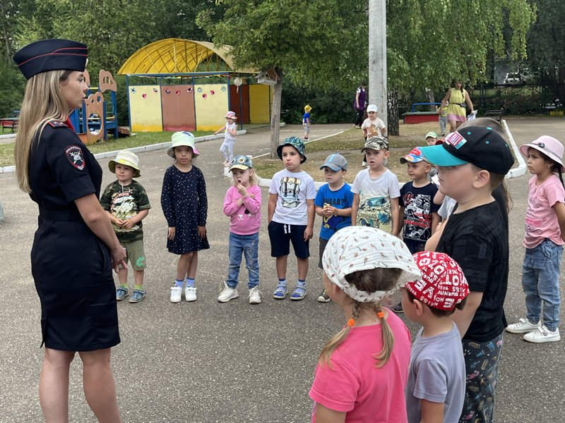 Правила Дорожные детям знать положено!