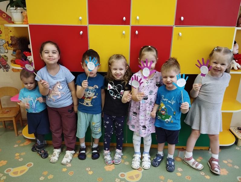 Крепка семья – сильна Россия!