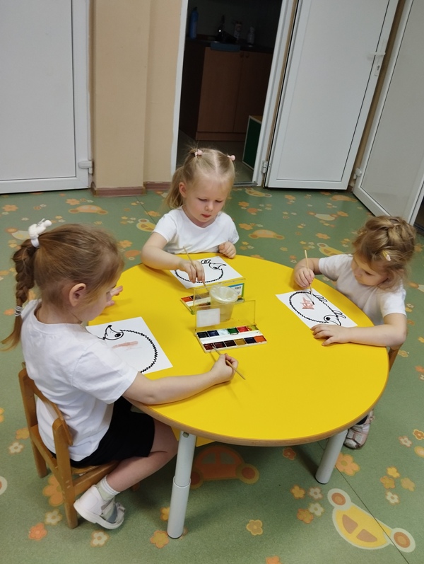 Квест-игра во второй младшей группе «В гости к Ежику»