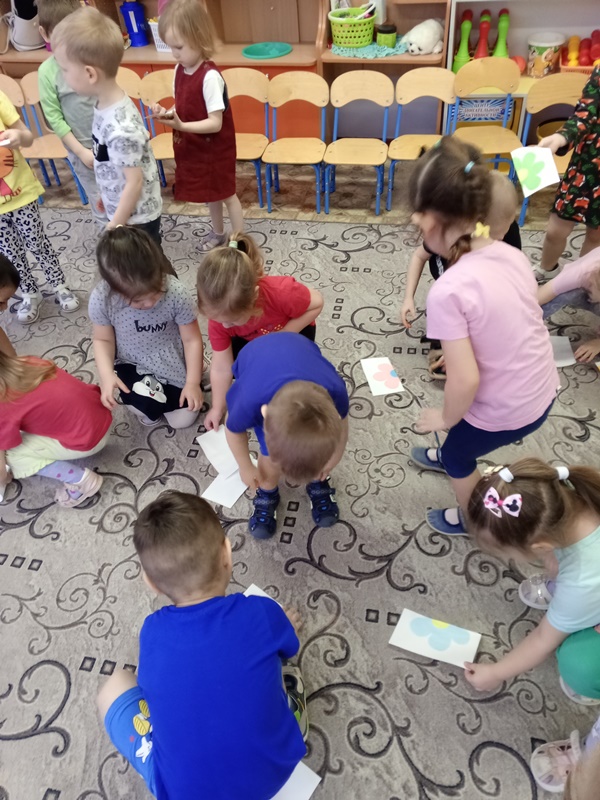 Международный день объятий