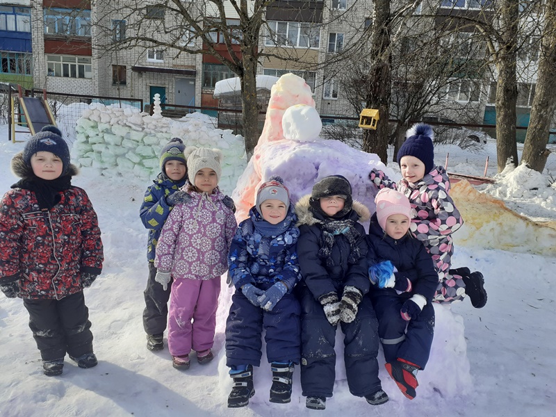 Зимняя прогулка "На прогулку, кто быстрей?"