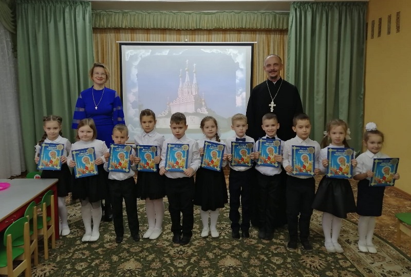 Открываем страничку в мир иконописи