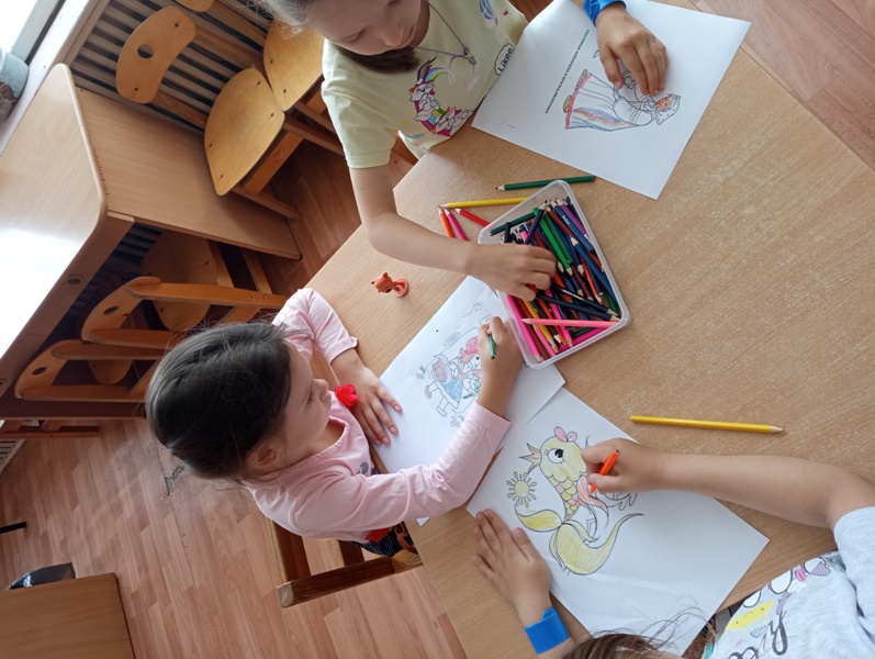 День любимого сказочного героя