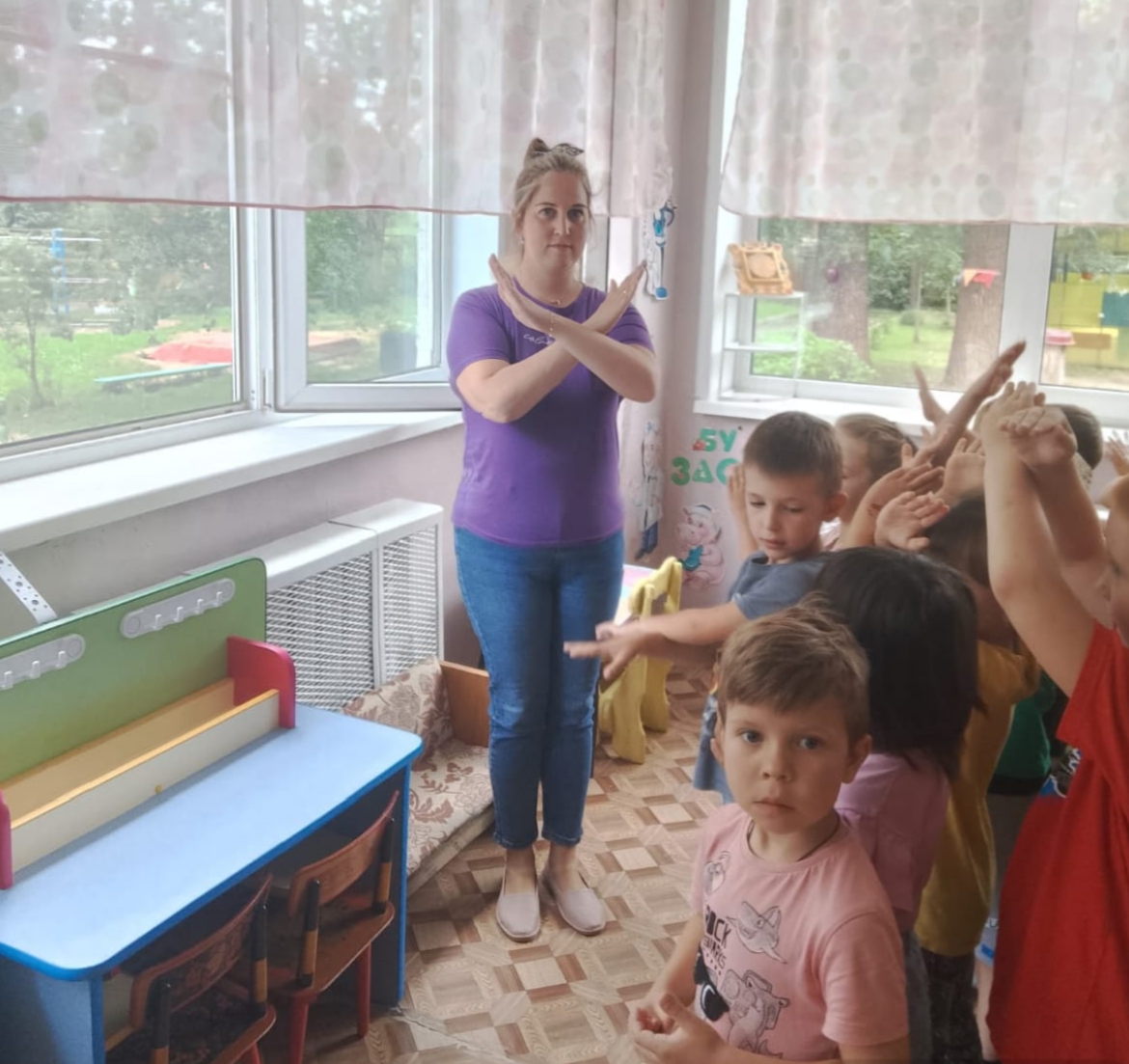 ОСТОРОЖНО! ОТКРЫТОЕ ОКНО!