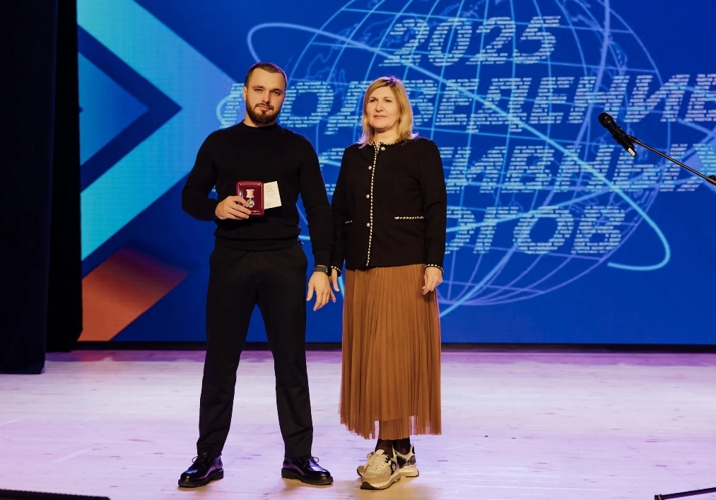 12 декабря 2025г. в Рязанском областном Дворце культуры и искусства прошло торжественное награждение, посвященное подведению спортивных итогов 2025 года 12 декабря 2025г. в Рязанском областном Дворце культуры и искусства прошло торжественное награждение, посвященное подведению спортивных итогов 2025 года