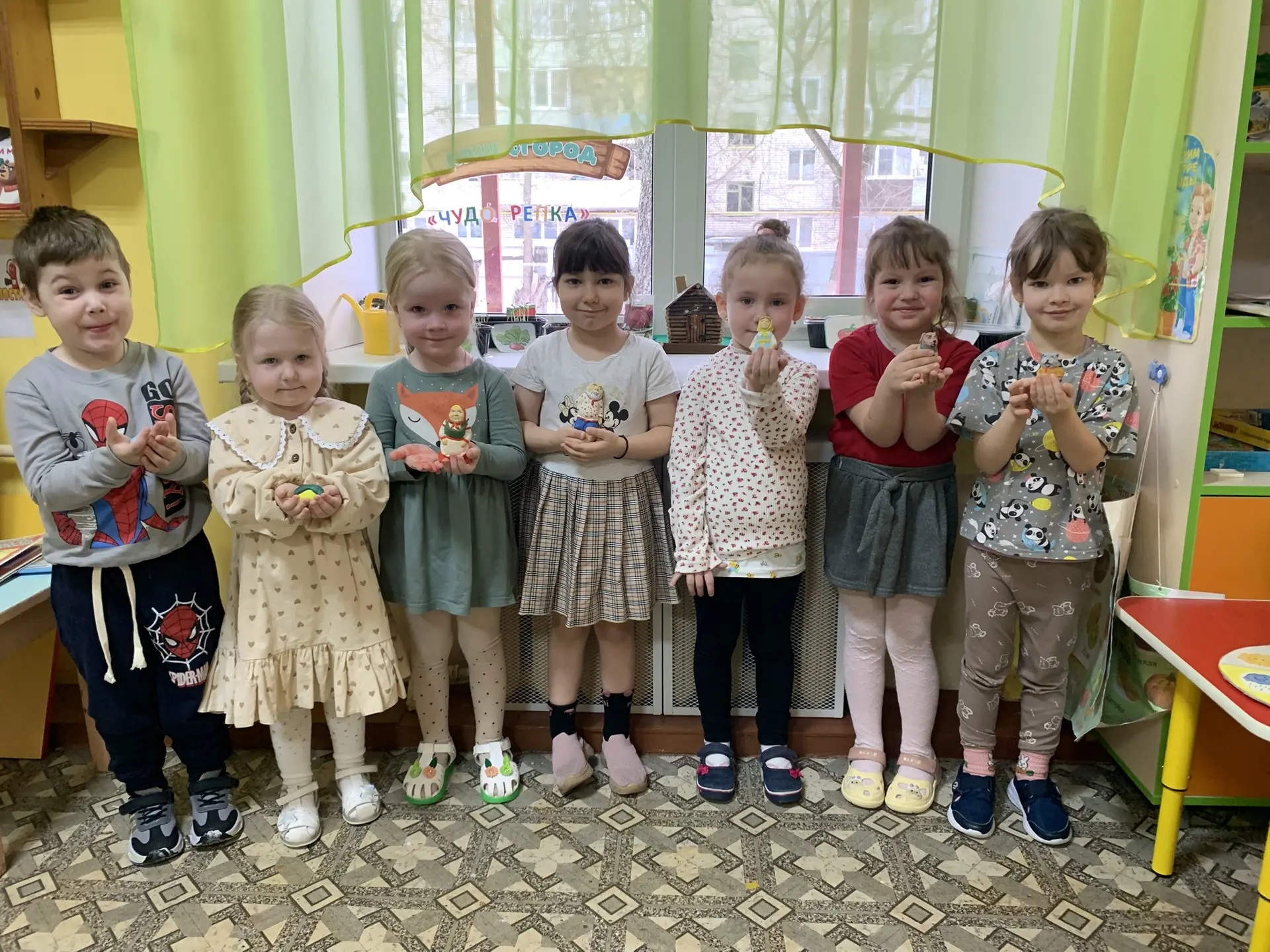 «Чудо-репка» творчество и сказка на подоконнике