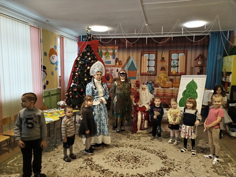 Коляда! Коляда! Ты подай пирога