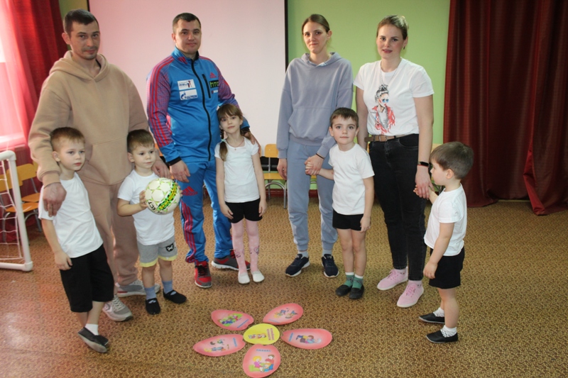 Оранжевый цвет «Семейной радуги»