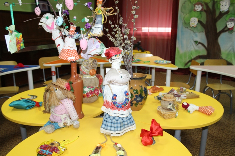 Жёлтый цвет «Семейной радуги»