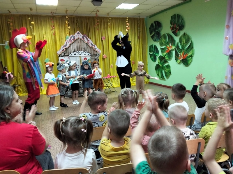 Тили-тили-тили-бом! Загорелся у Кота Котофеича дом!