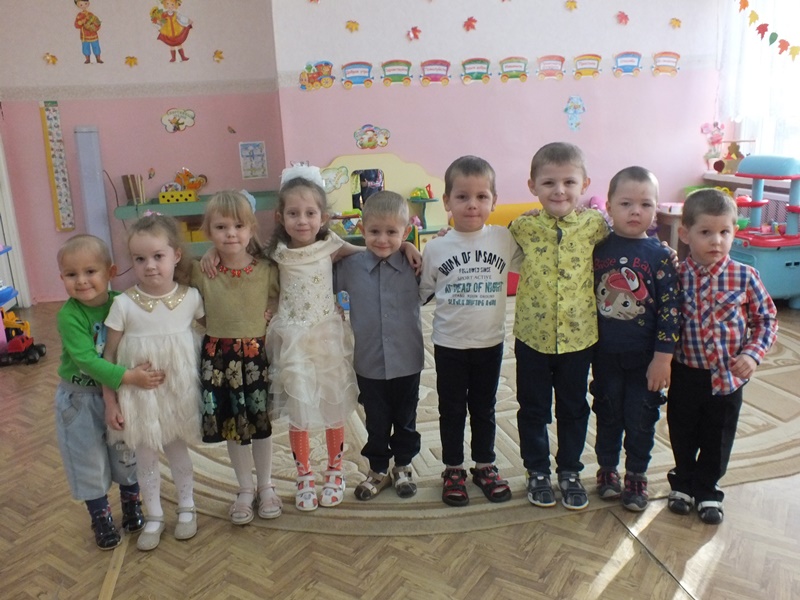 Осенний праздник в средней группе