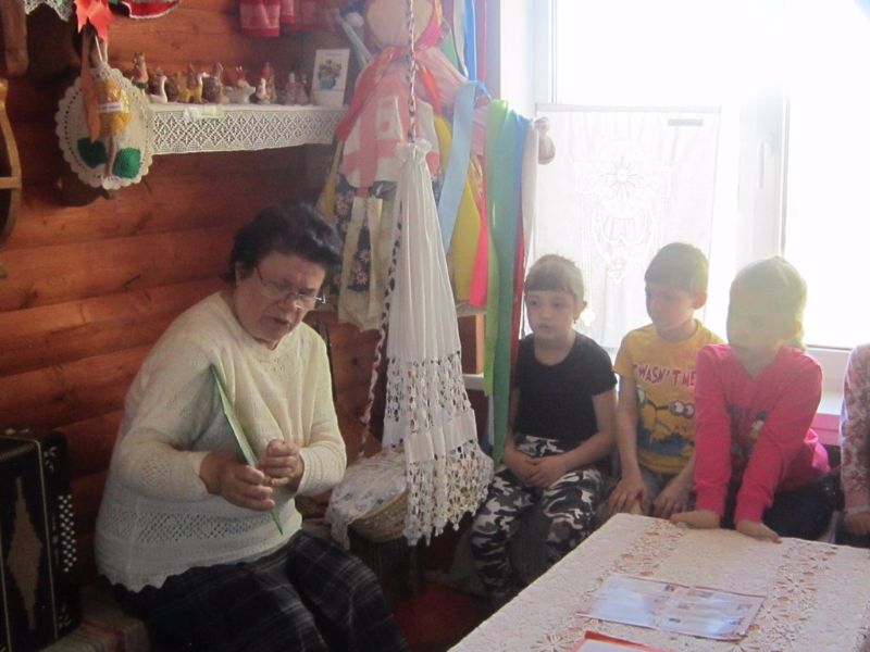 Беседа с детьми на тему: «Человек без Родины, что соловей без песни».