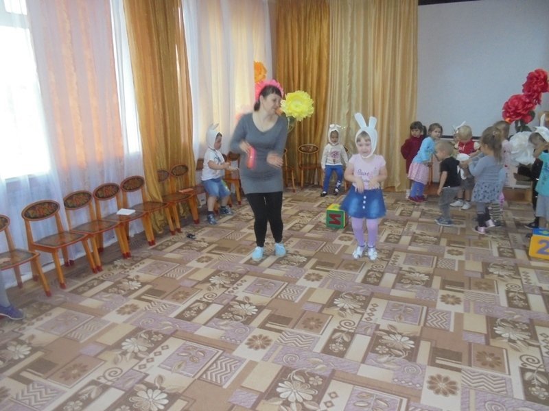 Физкультурный досуг «Ребятки – зайчатки» во второй младшей группе