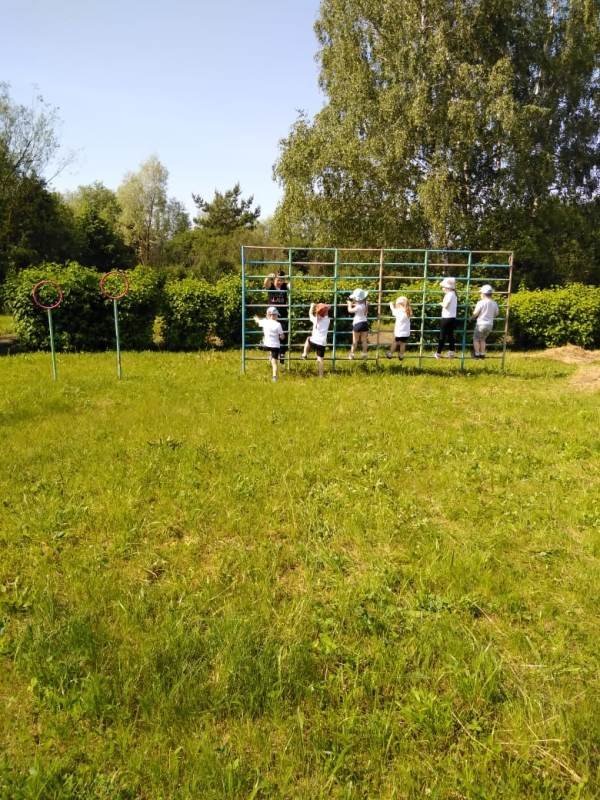 Весёлый физкультурный досуг 