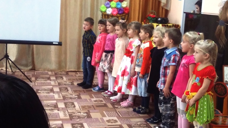 Праздничный утренник, посвящённый Дню Матери