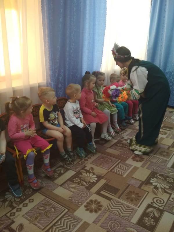 Досуг в младшей группе Досуг в младшей группе