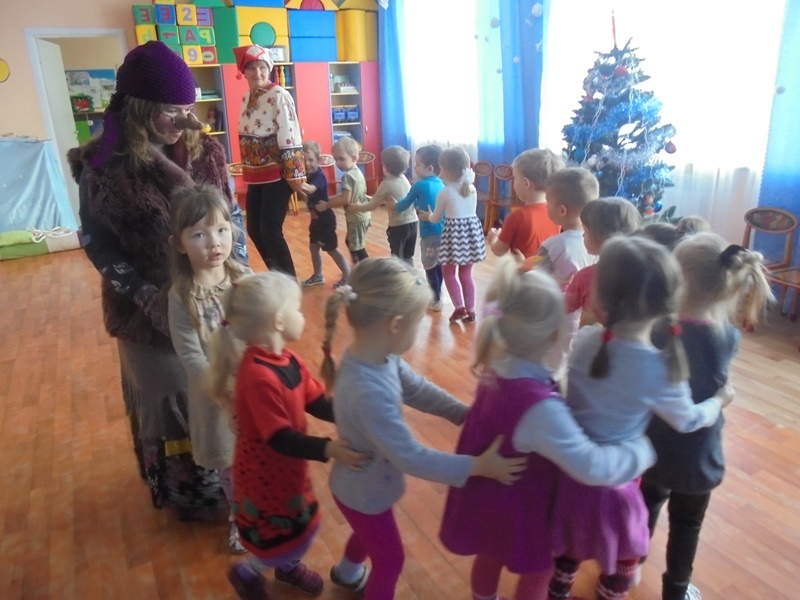 «Веселись ребятки, наступили святки» .