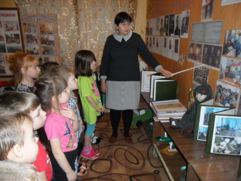 «Поклонимся великим тем годам»