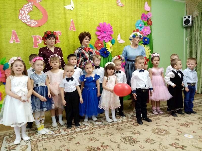Весенний утренник в гр. 