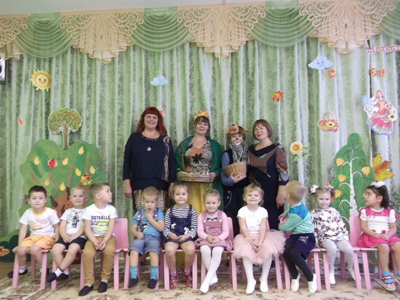 Осенние праздники в ДОУ
