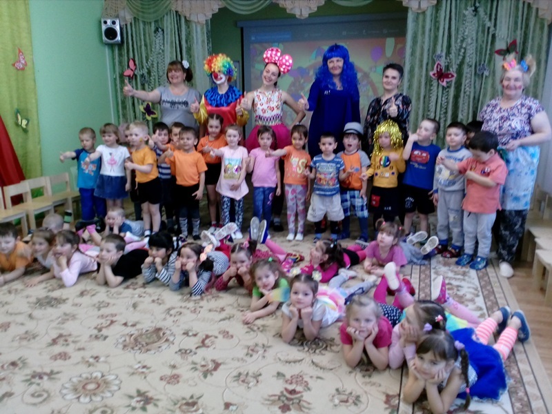 День смеха.