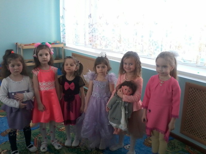 Утренник «Конфетное дерево»