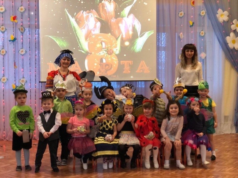 8 марта в группе 