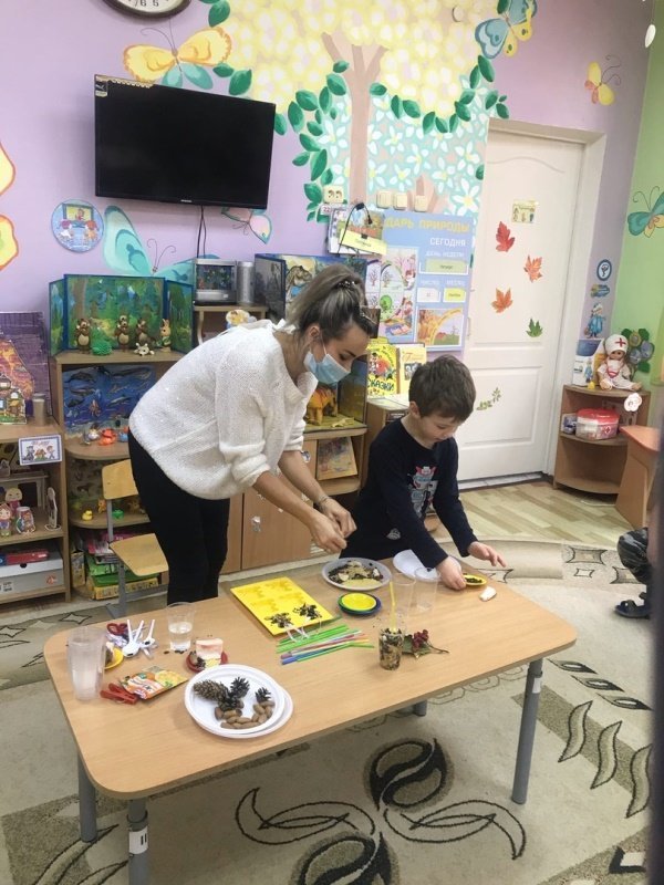 Покормите птиц зимой