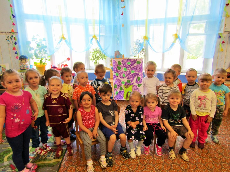 Сегодня особый - сиреневый – день…