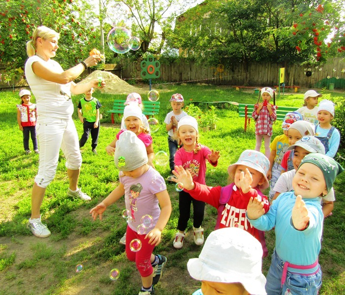 Праздник мыльных пузырей Праздник мыльных пузырей
