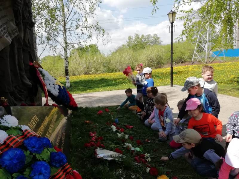 Экскурсия к мемориалу ДУЛАГ -184