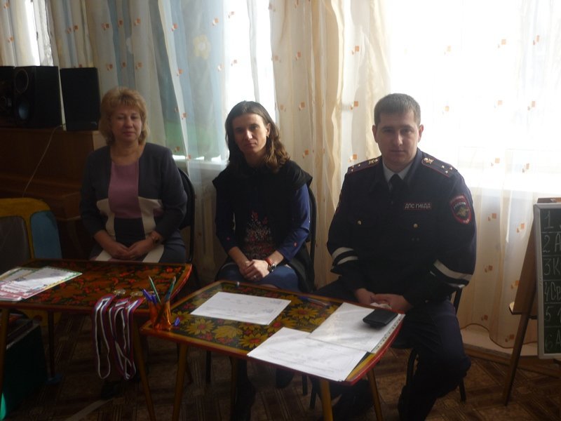 Конкурс воспитанников дошкольных учреждений «Знаток ПДД»