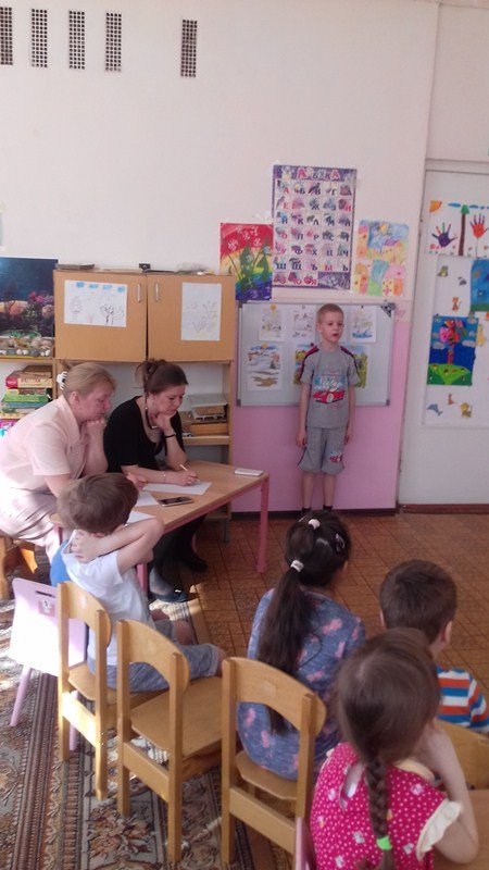 «К нам весна шагает…»