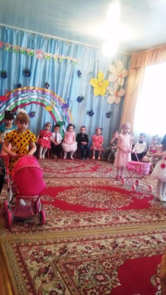 Утренник к празднованию 8 марта