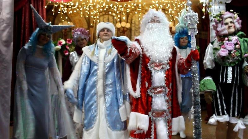 Четыре  королевства и Новогоднее зазеркалье (старший дошкольный возраст)