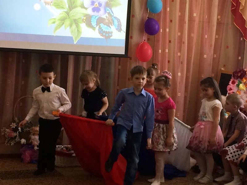 Утренник к 8 марта в группе 