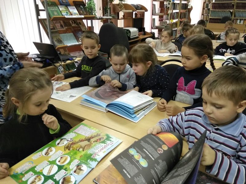 Экскурсия в библиотеку села Кудиново