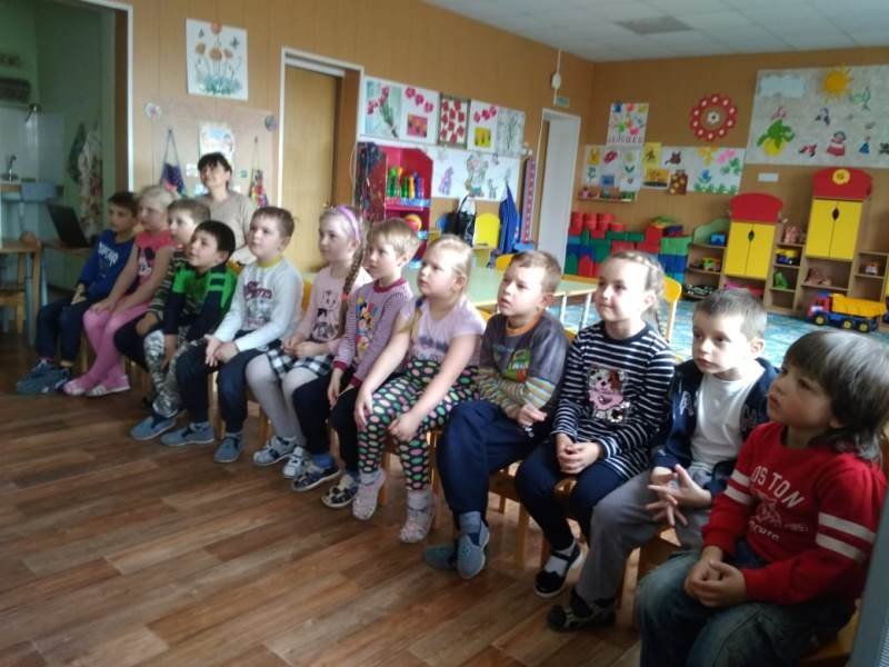 День птиц в группе «Ягодки». День птиц в группе «Ягодки».