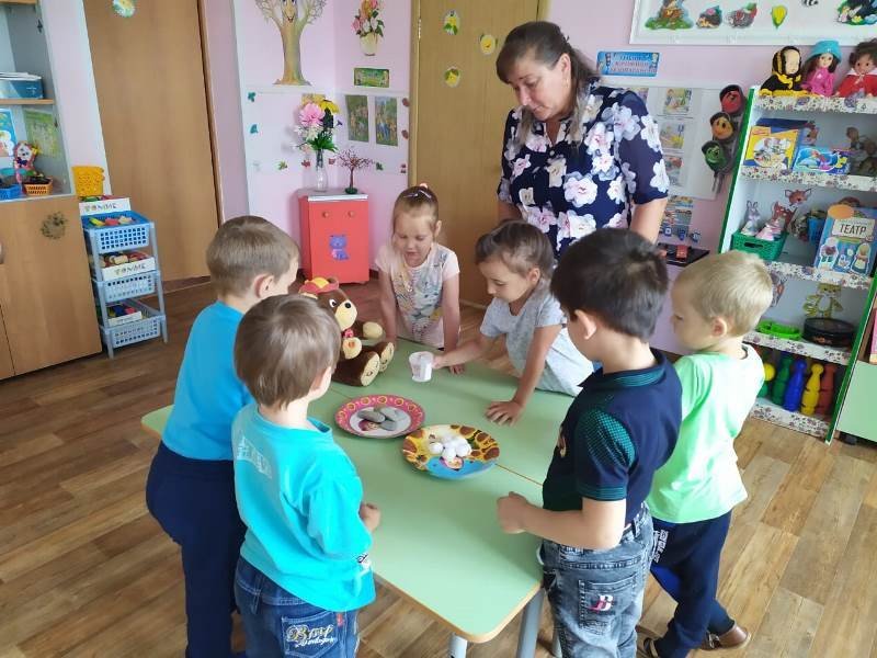 День День