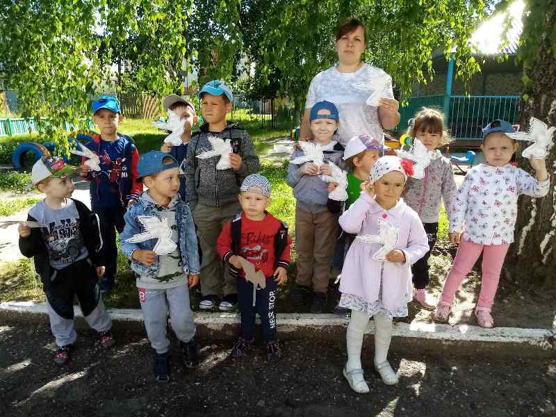 Мир нужен взрослым, мир нужен детям, мир нужен всем!
