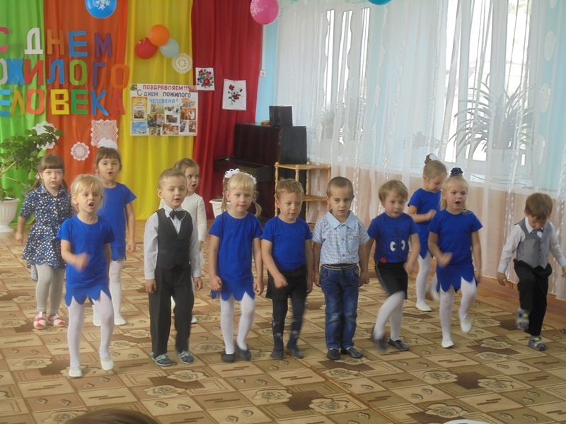 Дорогим и близким