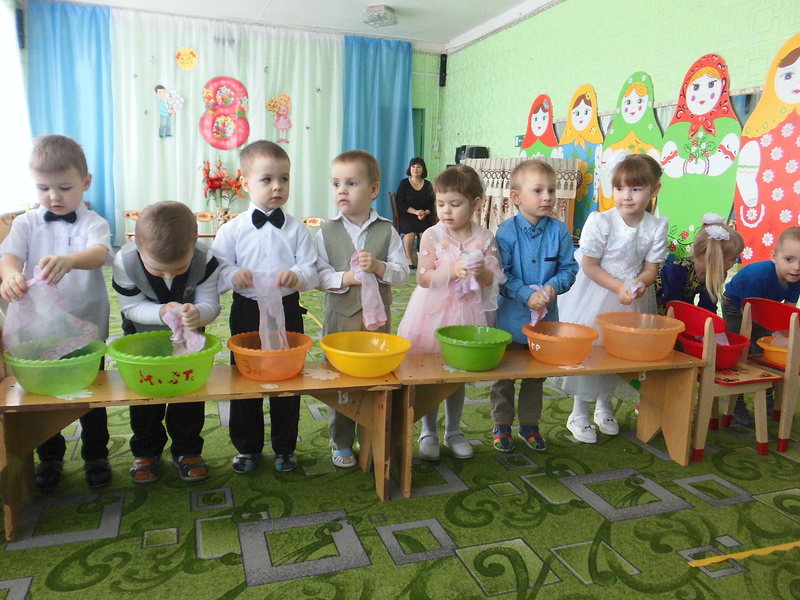 Международный женский День 8 марта.