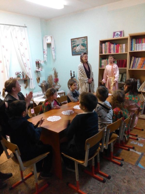 «Прошло Рождество, а дух праздничного настроения всё ещё витает в воздухе»… «Прошло Рождество, а дух праздничного настроения всё ещё витает в воздухе»…
