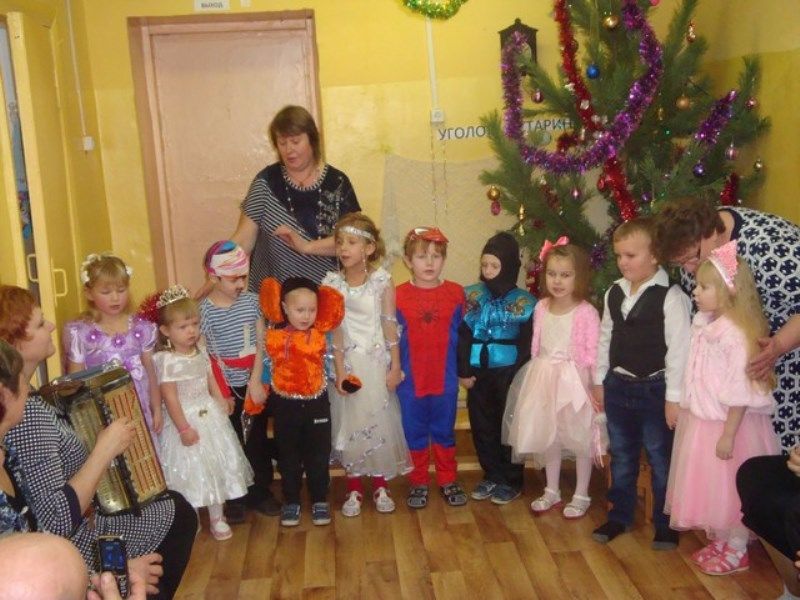Новогодний праздник Новогодний праздник