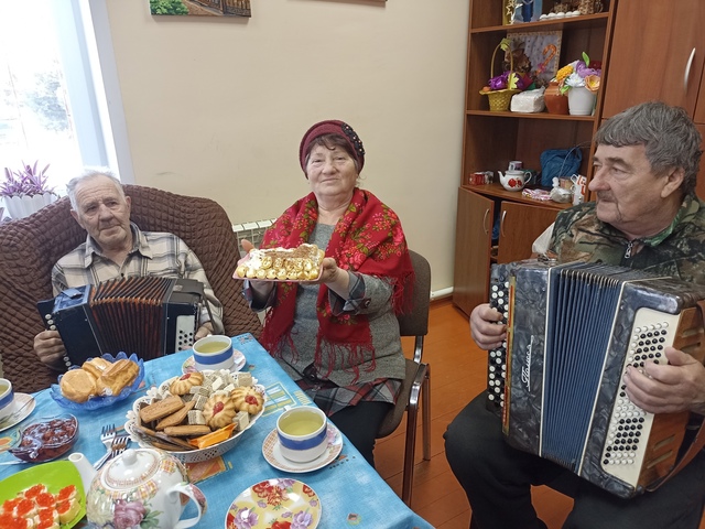 Ух, масленица хороша!