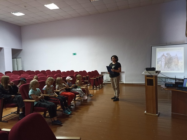 Патриотический час "Богатыри земли русской"