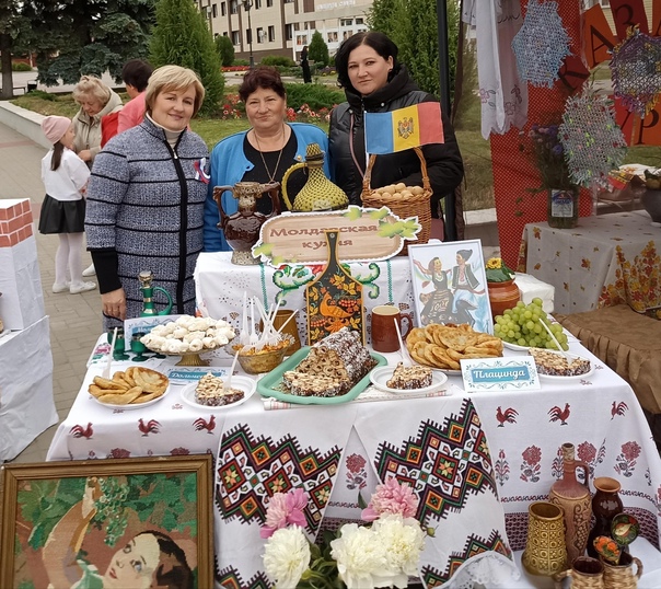 Районный фестиваль национальных культур "Хоровод дружбы"