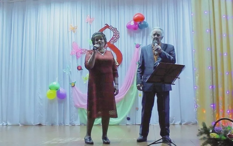 Праздничный концерт "8 марта - праздник любви и красоты"