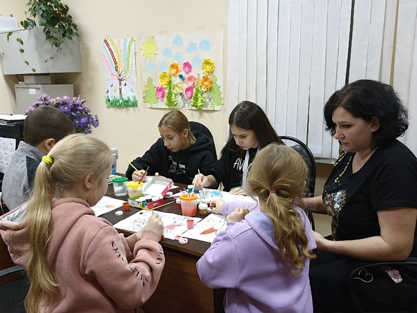 Выставка рисунков ко Дню народного единства